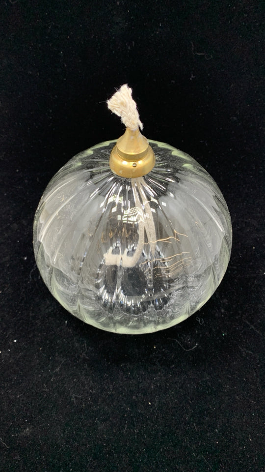 LARGE RIBBED GLASS OIL LANTERN BALL.