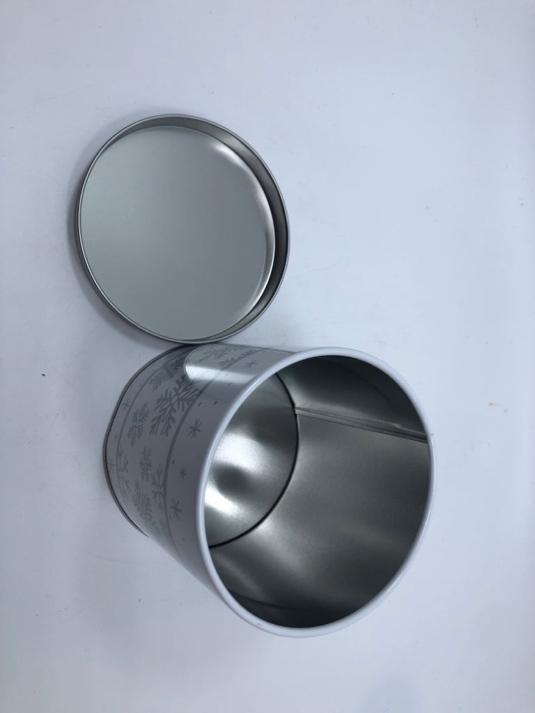 WHITE/GRAY SNOWFLAKE TIN CAN.