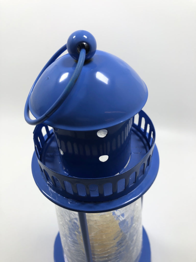 LIGHTHOUSE THEMED CANDLE LANTERN W/CRACKLE GLASS.