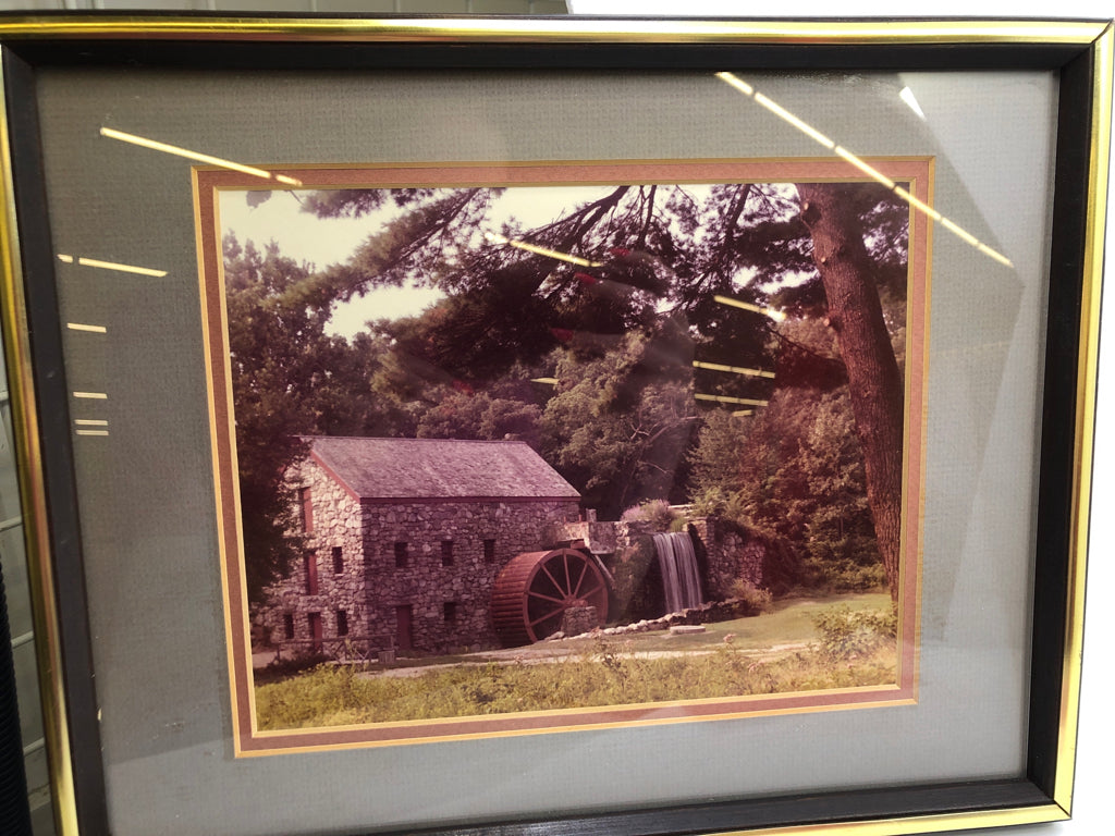 GRIST MILL FRAMED PHOTO PRINT.