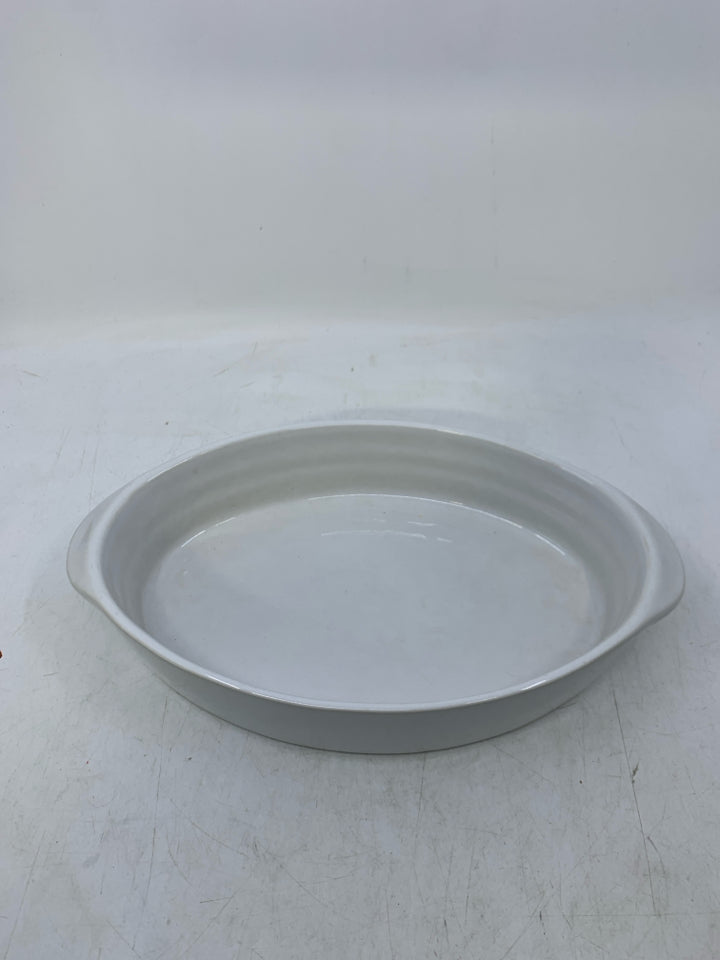 OVAL CASSEROLE DISH W/ HANDLES FARIA & BENTO.