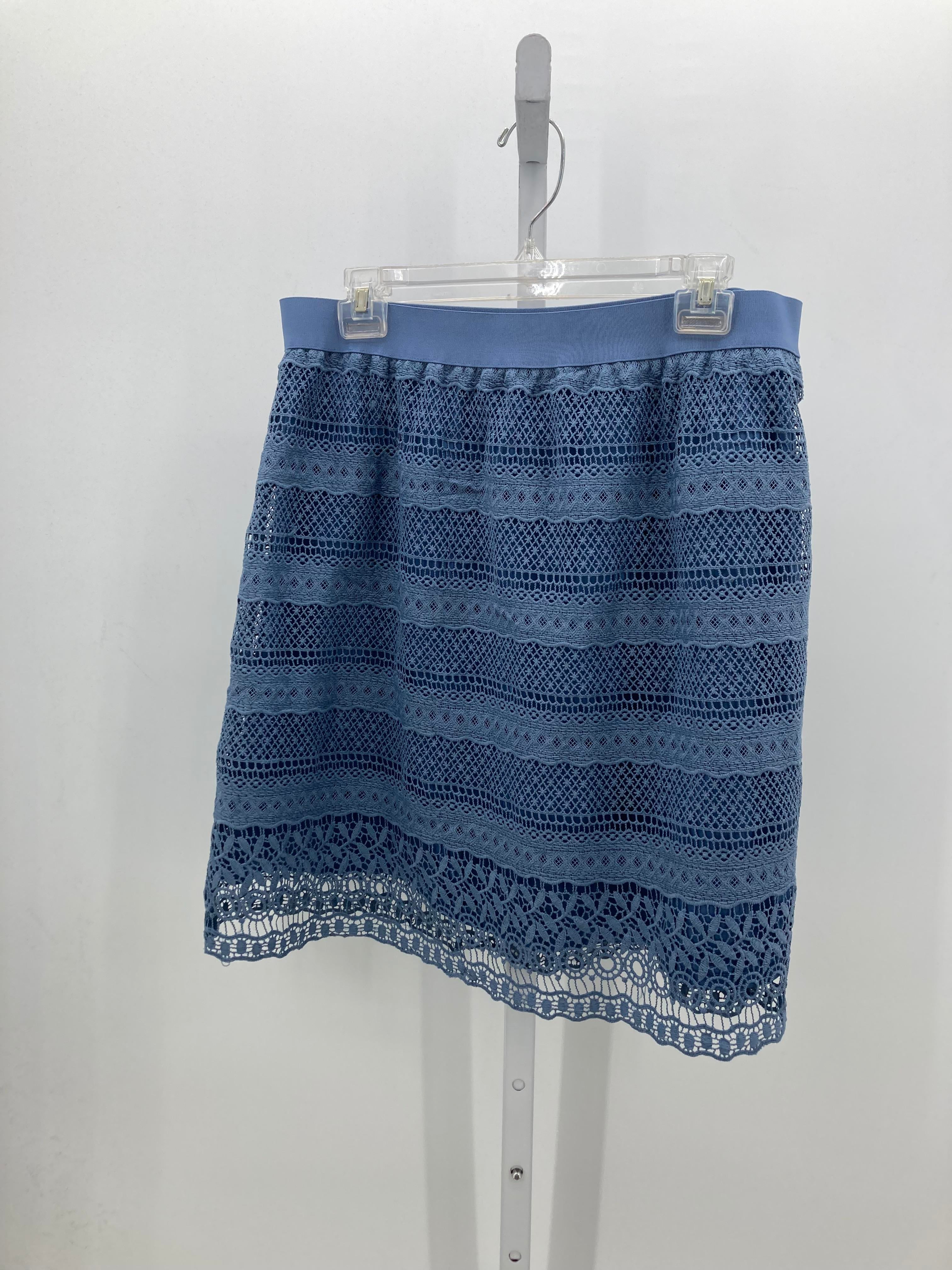 Ultra Pink Size Large Misses Skirt