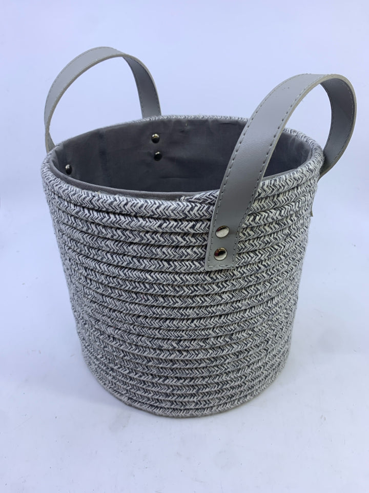 GREY & WHITE STURDY SMALL BIN W HANDLES.