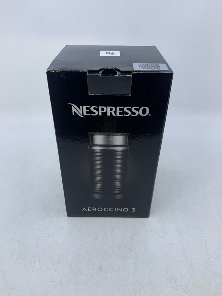 NIB BLACK MILK FROTHER AEROCCINO.