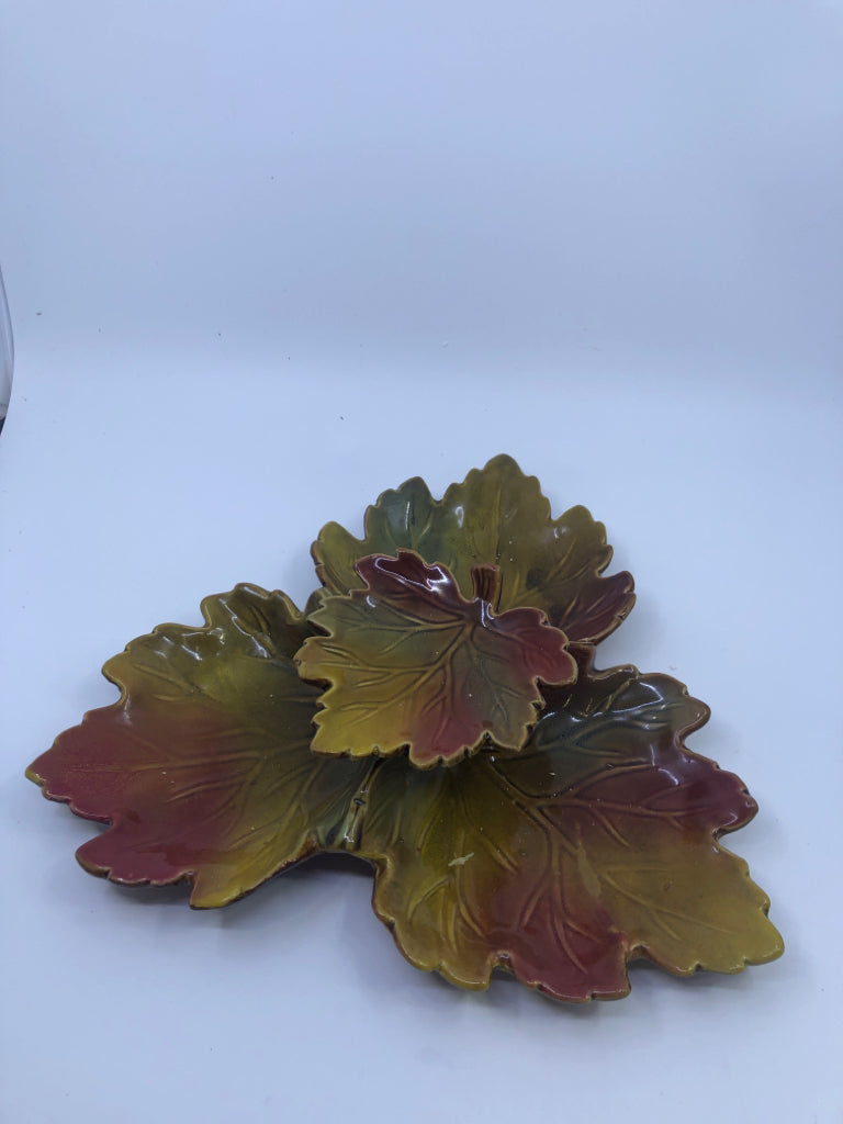 DIVIDED MAPLE LEAF CERAMIC SERVING DISH.