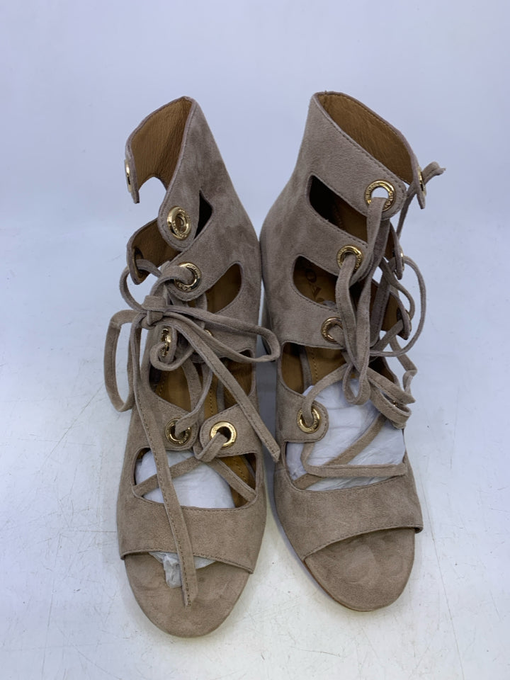 Coach L Shoe Size 7 Ladies Shoes