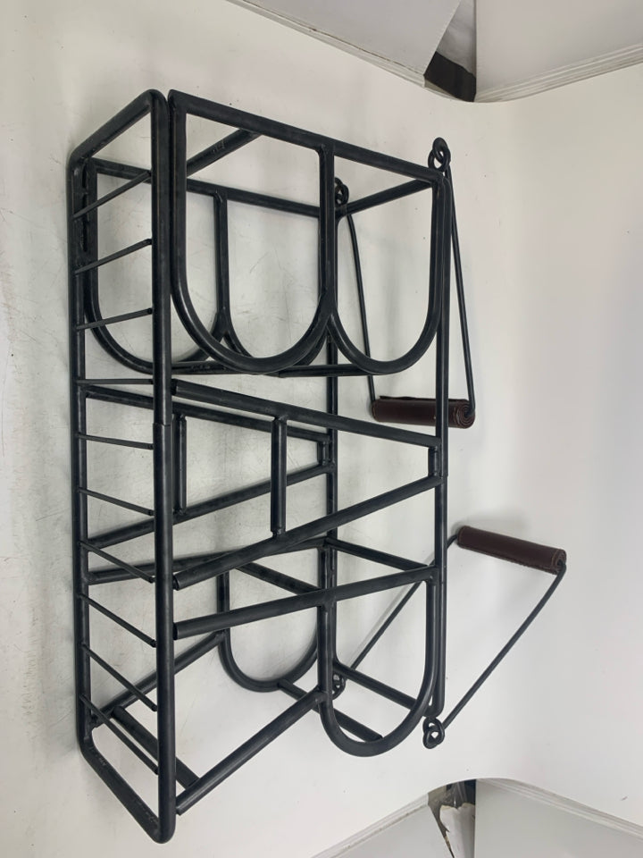 HEAVY "BAR" 3 SLOT BOTTLE HOLDER W/ HANDLES.
