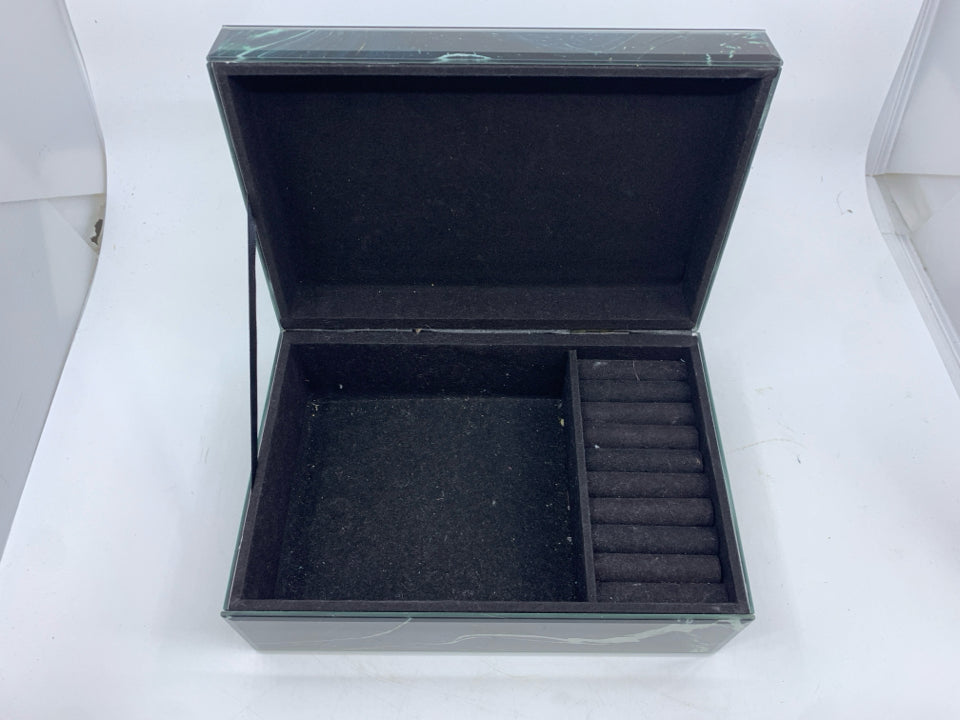 DK BLUE/BLACK SWIRL RESIN JEWELRY BOX W/WHITE GEODE HANDLE.