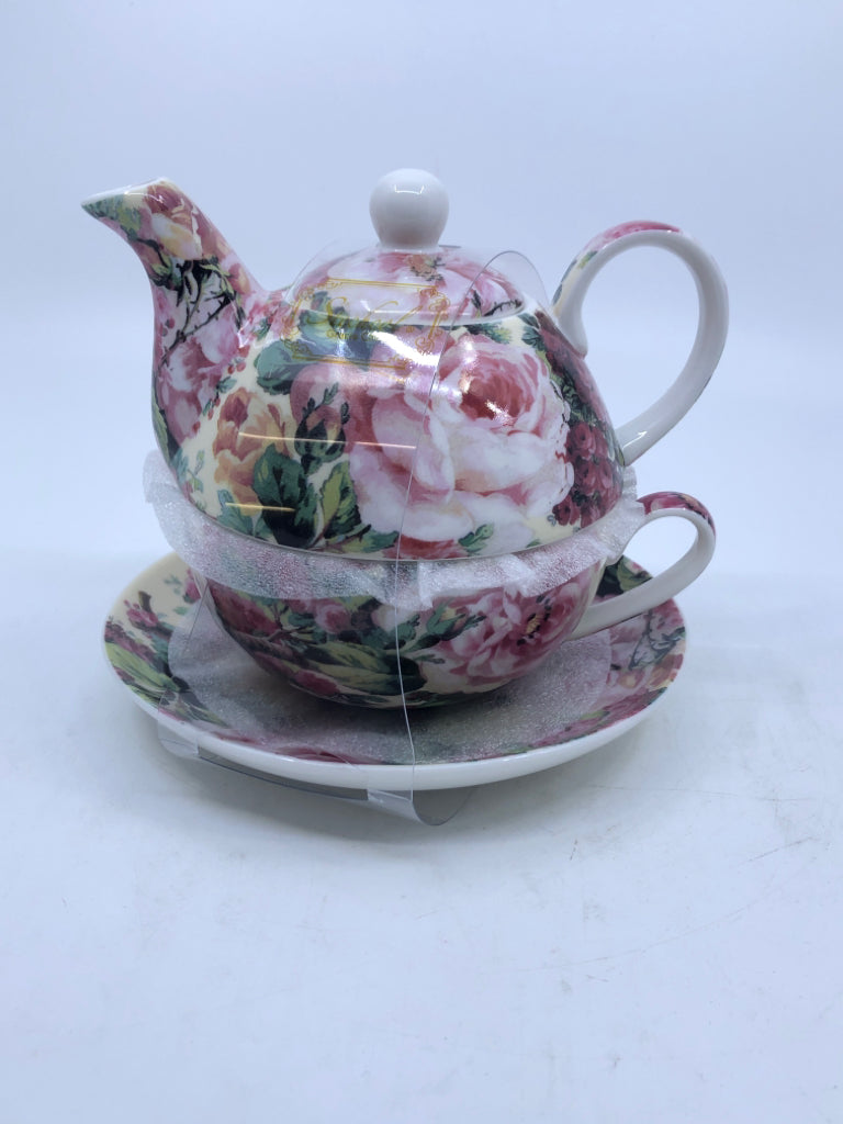 NIP 4 PIECE SINGLE SERVE TEA SET.