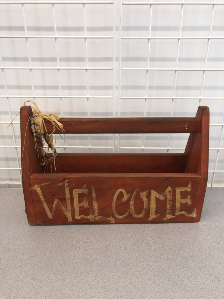 RED WOOD HAPPY HARVEST CRATE.