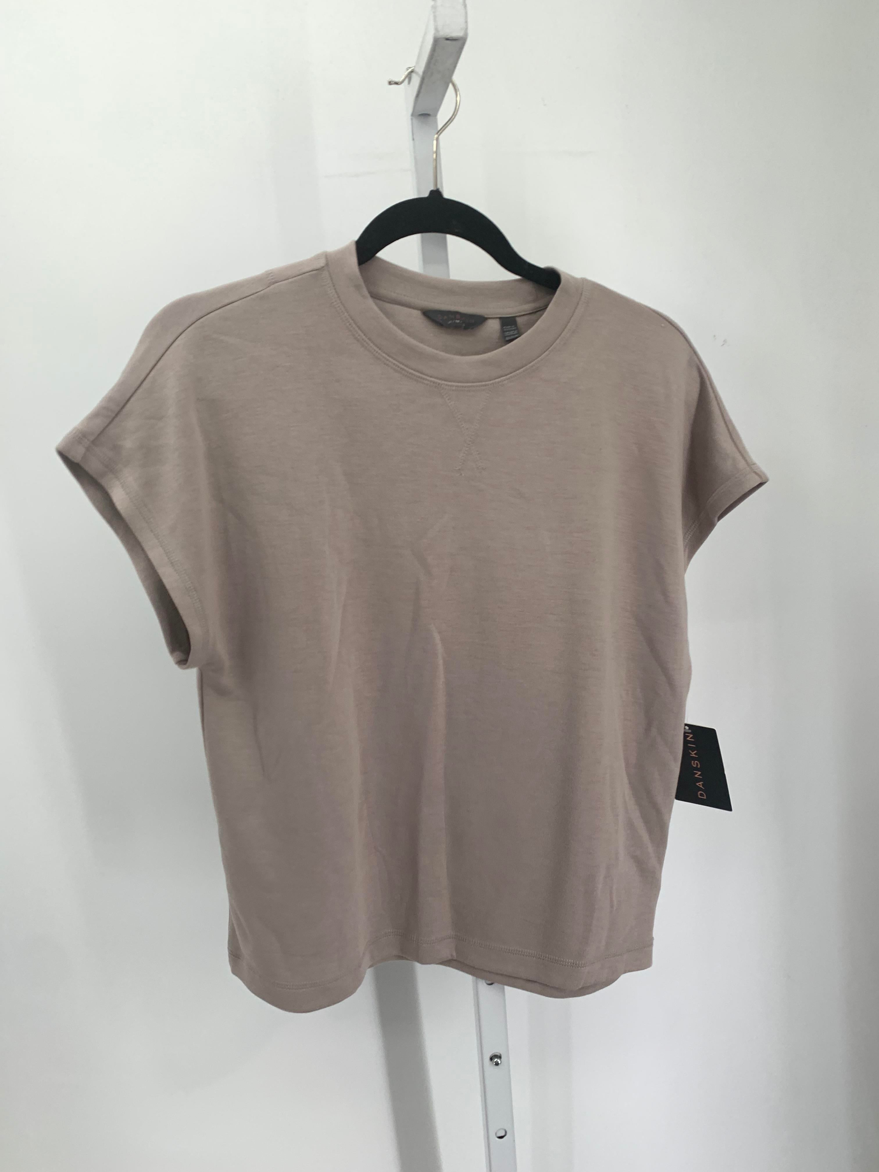 Danskin Size X Small Misses Short Sleeve Shirt