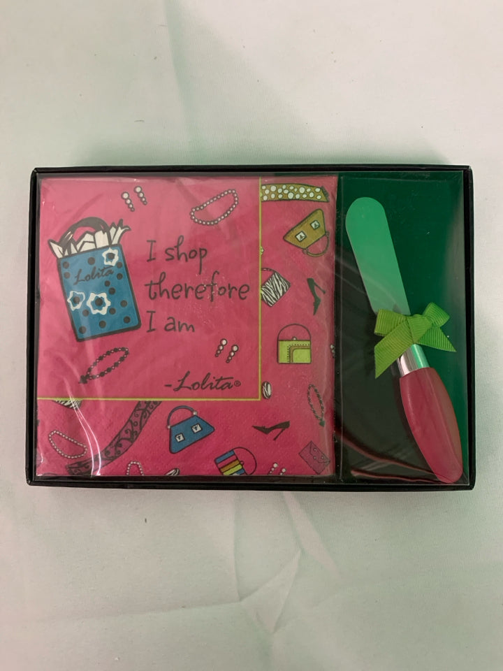 NIP LOLITA NAPKIN AND SPREADER SET.