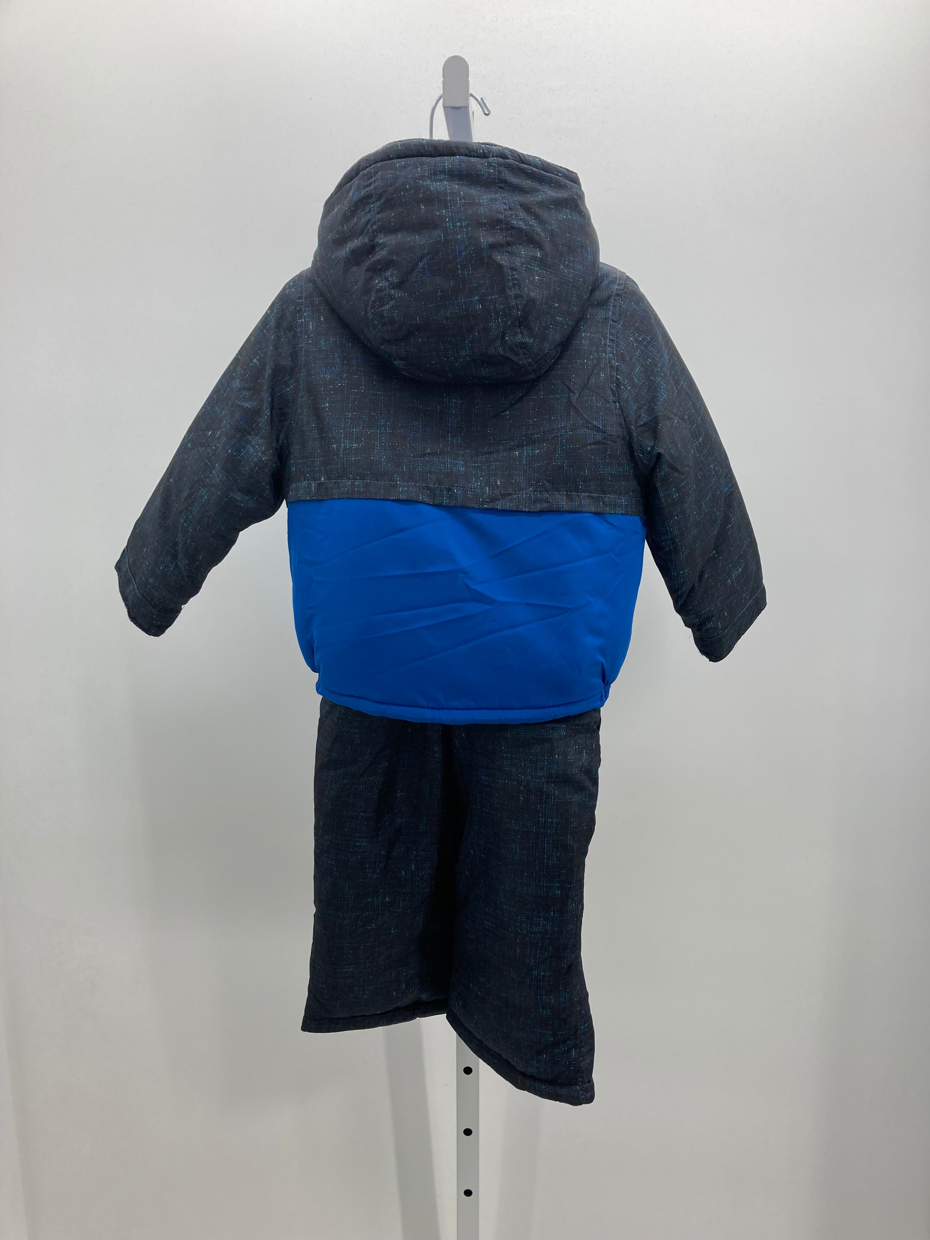 HOODED ZIP JACKET AND BIB SNOW PANTS