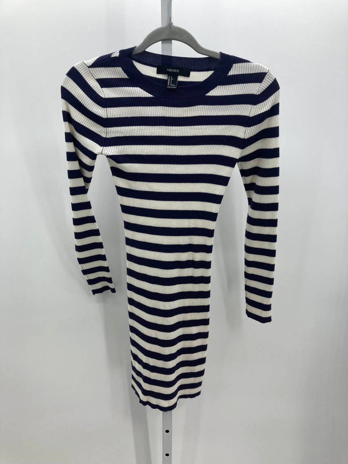 Forever 21 Size Small Juniors Long Sleeve Dress