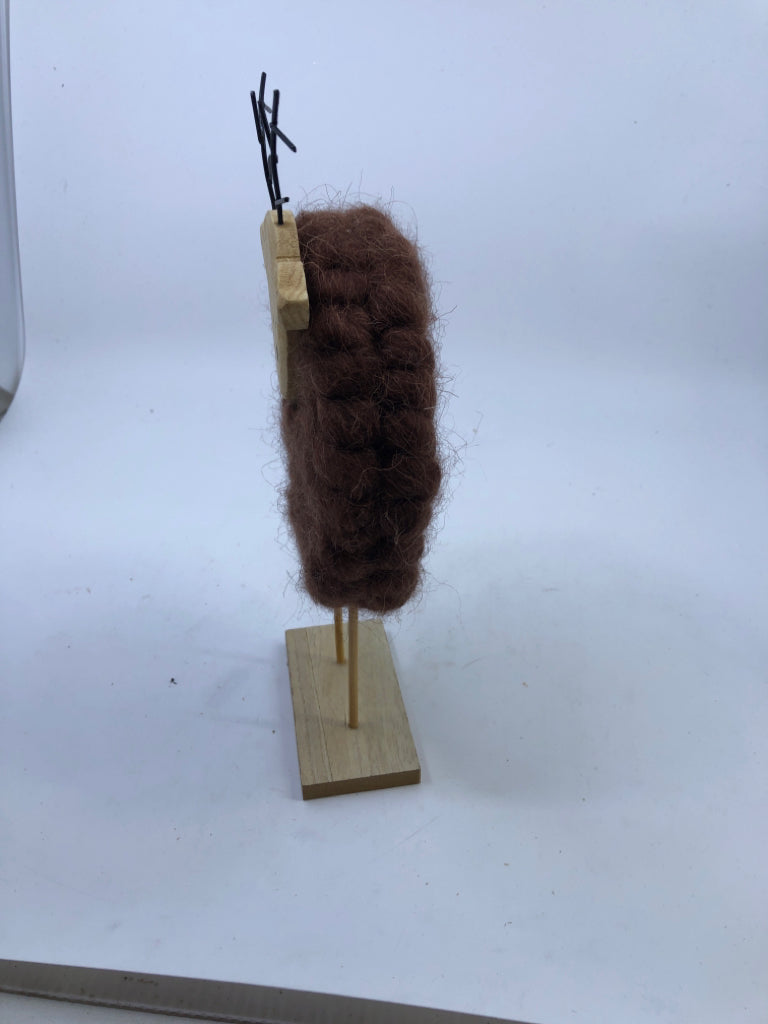 BROWN SHEEP ON WOOD STAND DECOR.