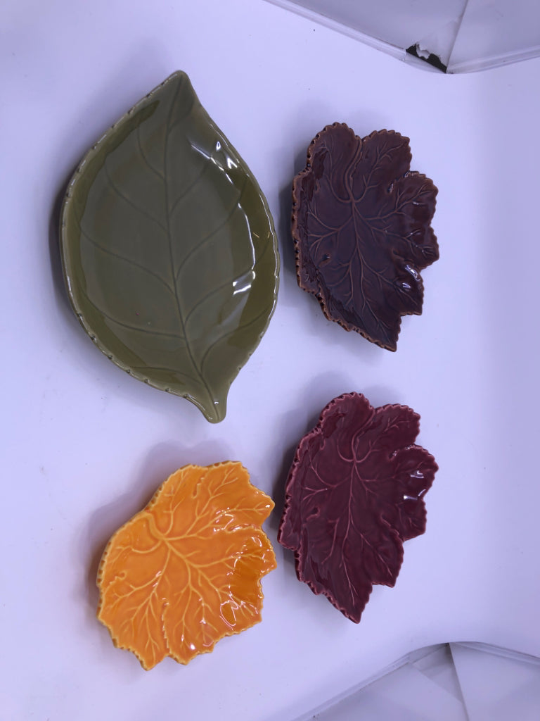4PC LEAF SHAPED PLATES.