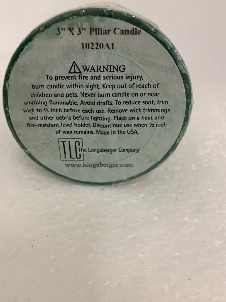 NIB GREEN LONGABERGER PILLAR CANDLE.