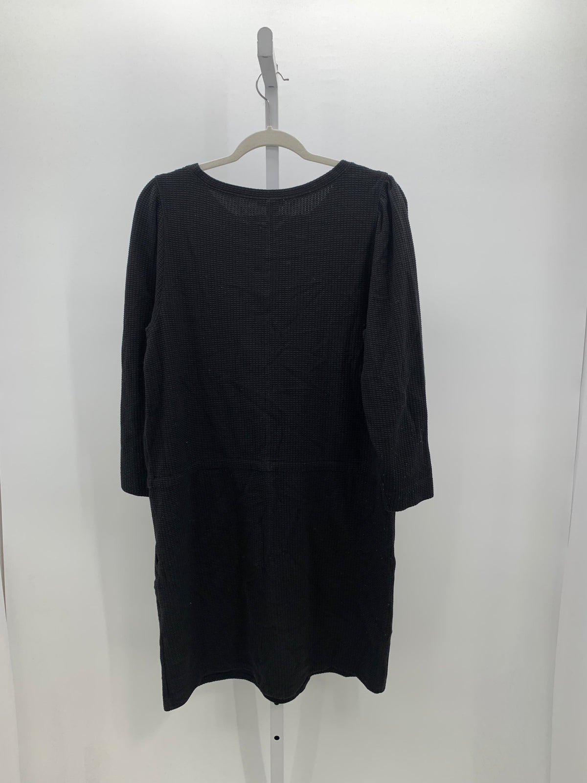 Size Large Misses 3/4 Sleeve Dress