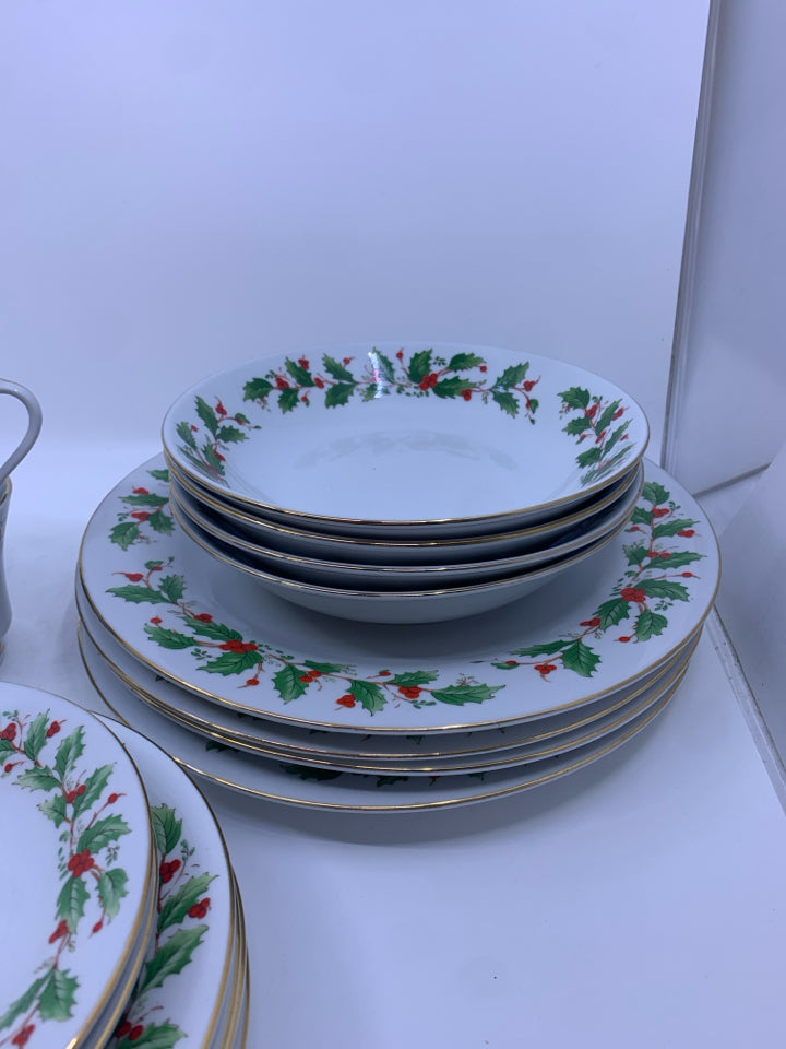 20 PC DISH SET SVC FOR 4 CHINA PEARL "NOEL".