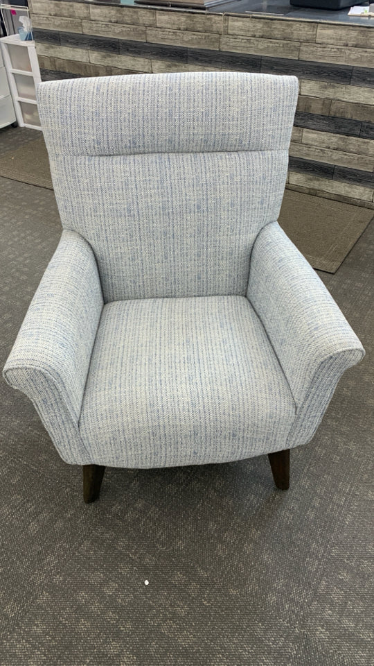 BLUE STRIPE UPHOLSTERED ACCENT CHAIR.