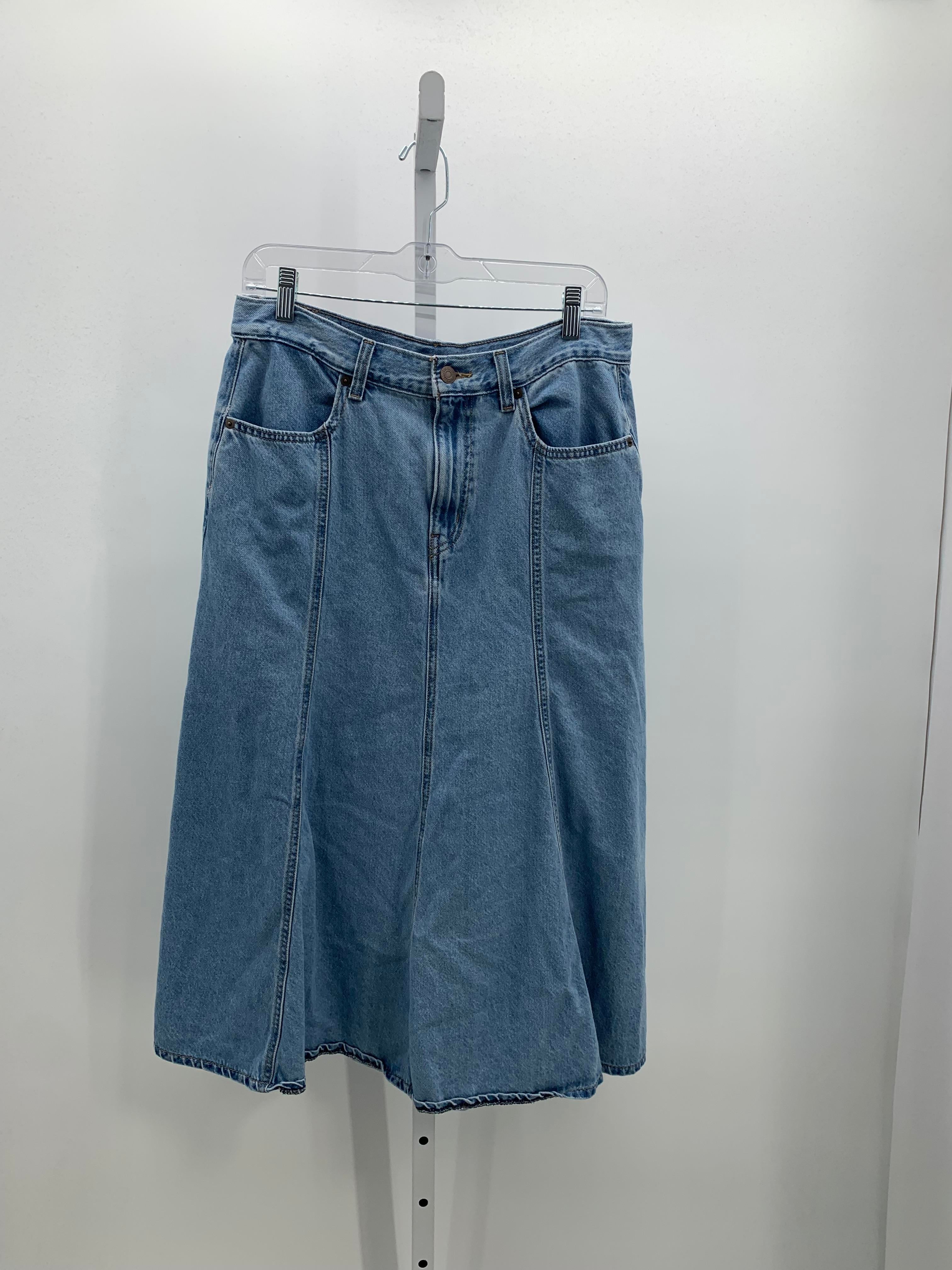 Levis Size 12 Misses Skirt