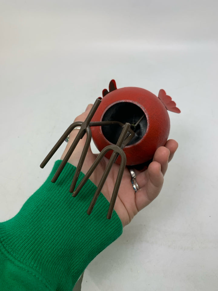 RED METAL BOBBLE CHICKADEE W/ HAT.
