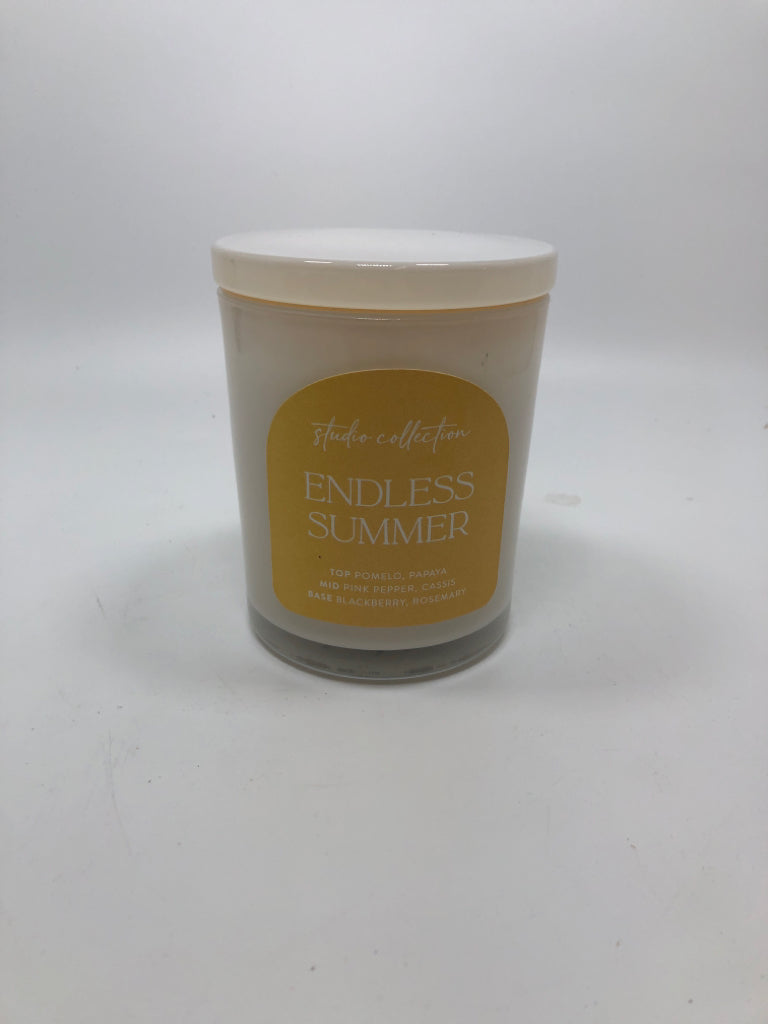 ENDLESS SUMMER CITRUS CANDLE.