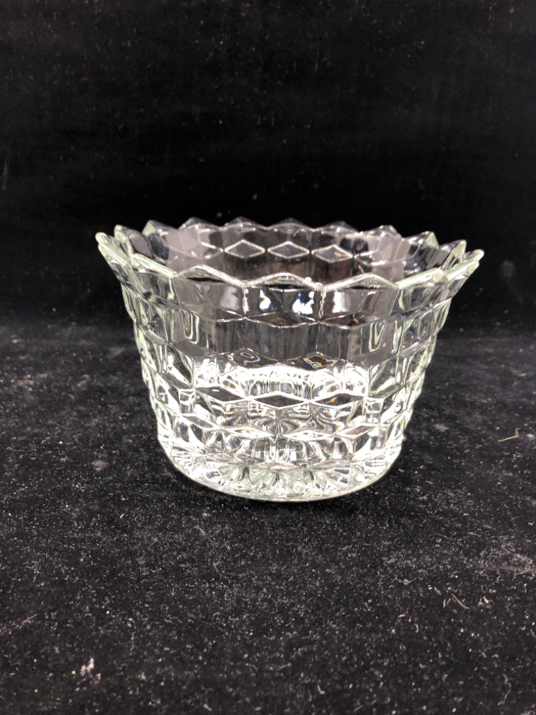 HEAVY CUBE TEXTURED FLARED EDGE GLASS BOWL.