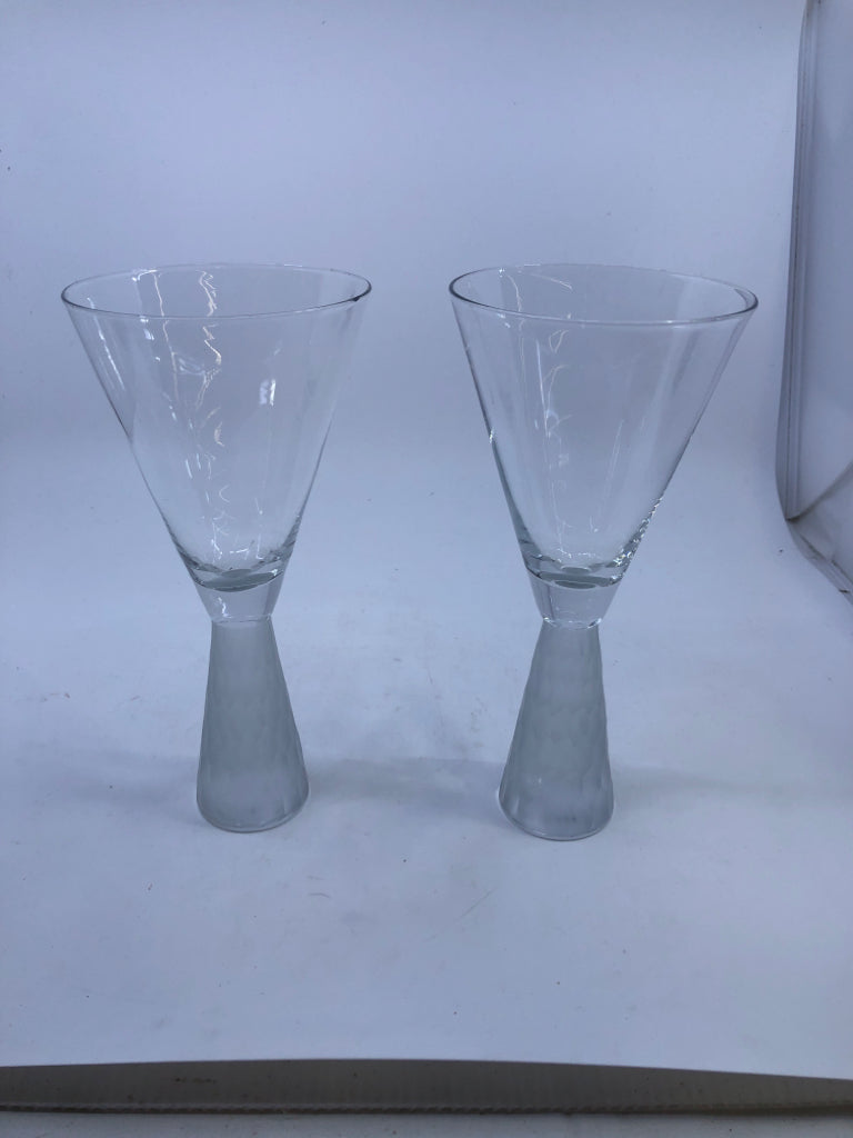 2 FROSTED STEM WINE GLASSES.