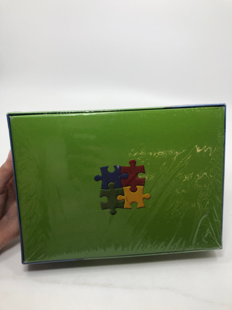 NIB HAPPY PUPPIES JIGSAW PUZZLE.