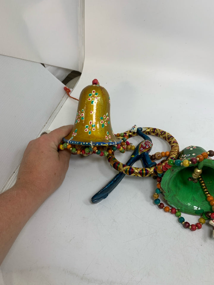 ABSTRACT/COLORFUL BELLS ANIMALS HANGING  GARLAND.