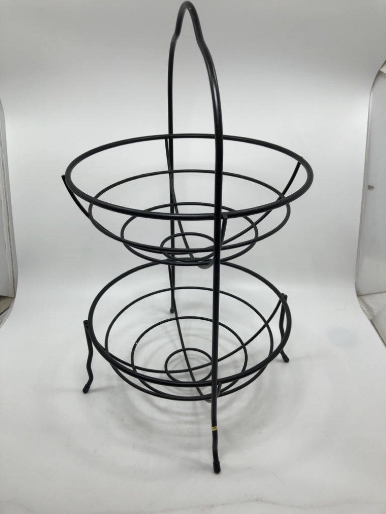 2-TIER METAL FRUIT BASKET.