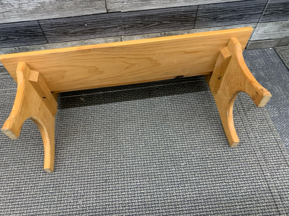 WOOD SMALL DOLL BENCH.