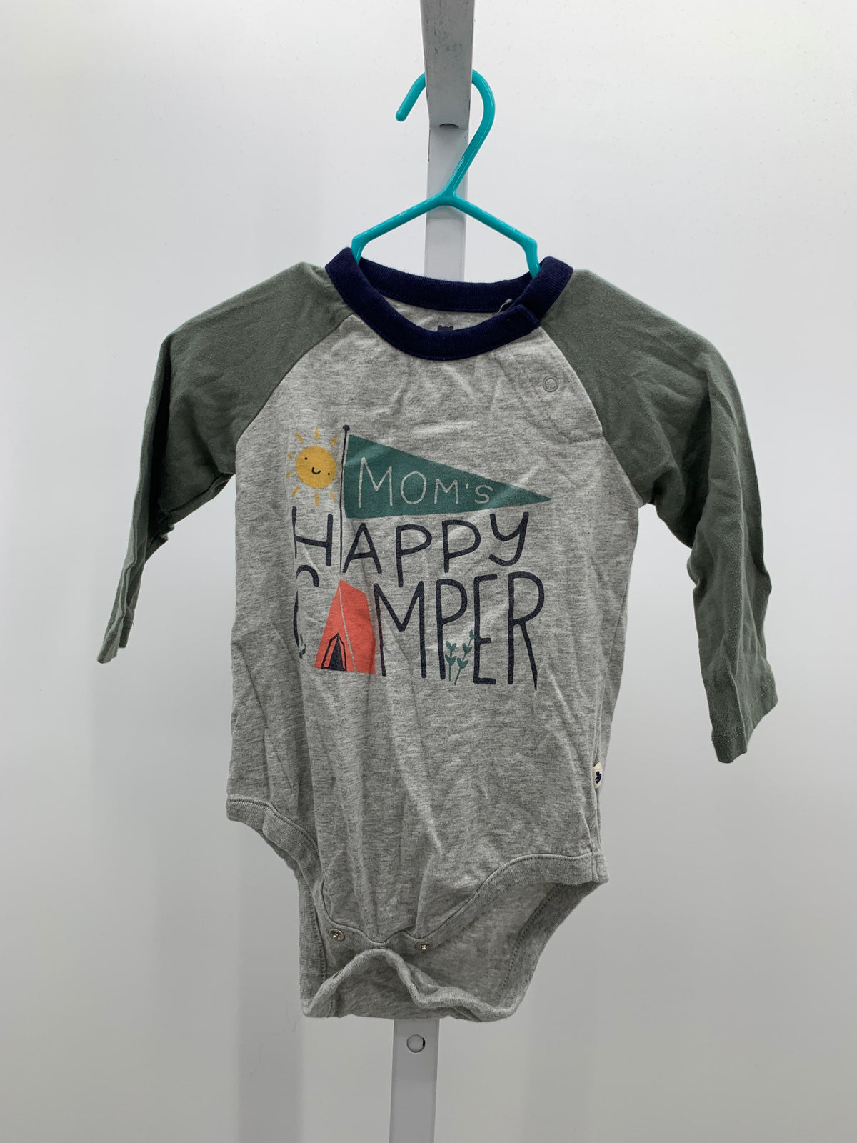 MOM'S HAPPY CAMPER