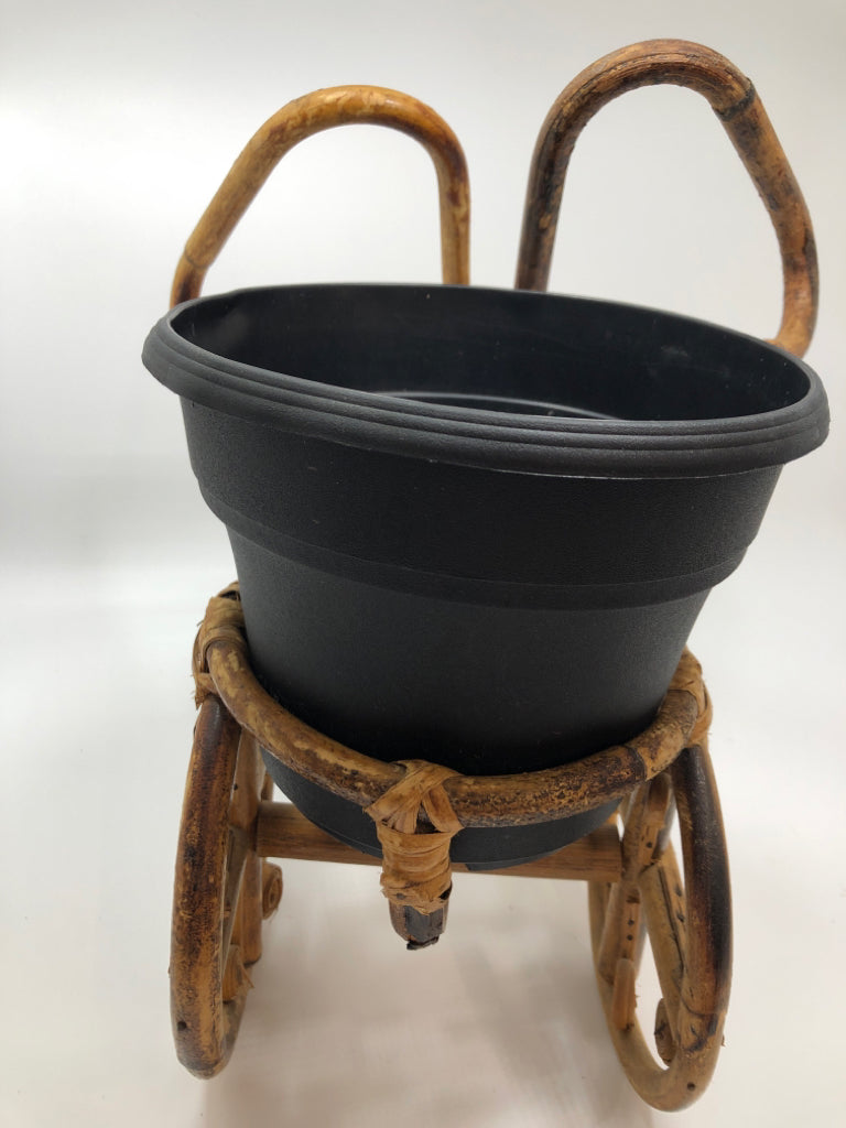 BAMBOO BICYCLE PLANTER.