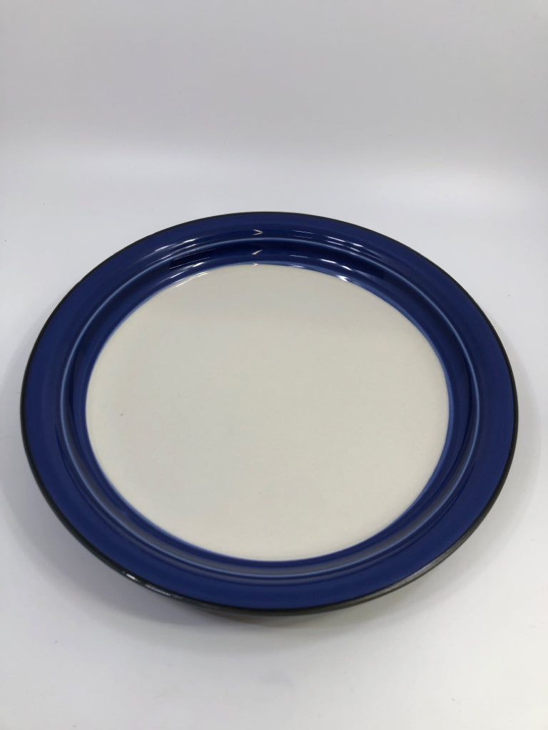 BLUE & WHITE SERVING PLATE LIVING HOME.