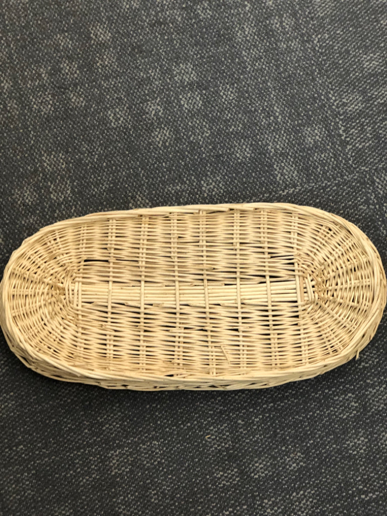 WICKER TRAY.
