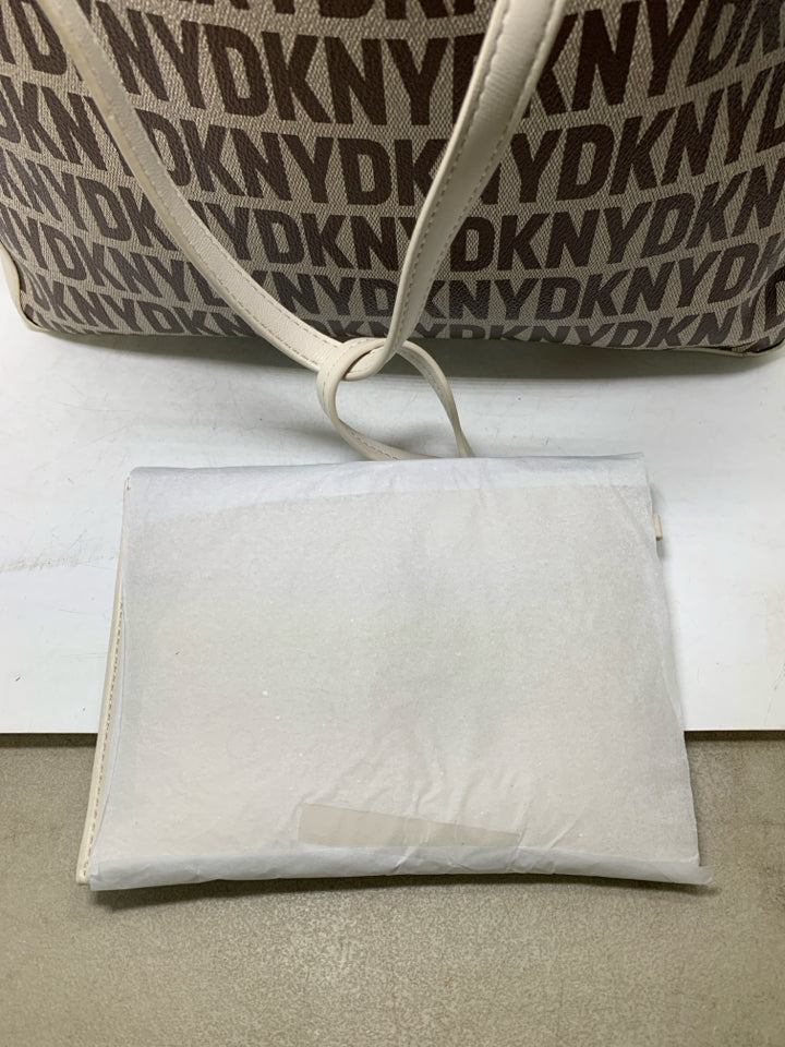 DKNY Ida Brown Monogram Tote Bag W/ Wristlet-New With Tags