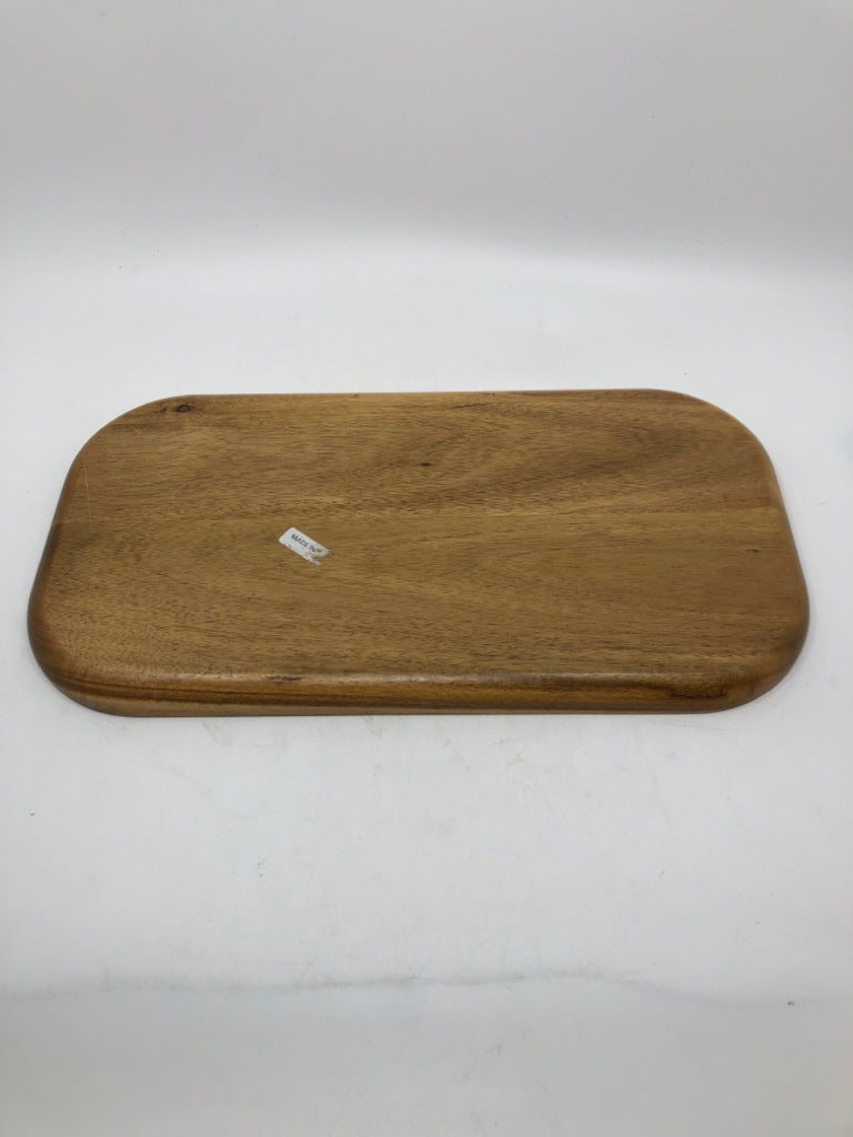 WOODEN TRAY W/CURVED EDGES.