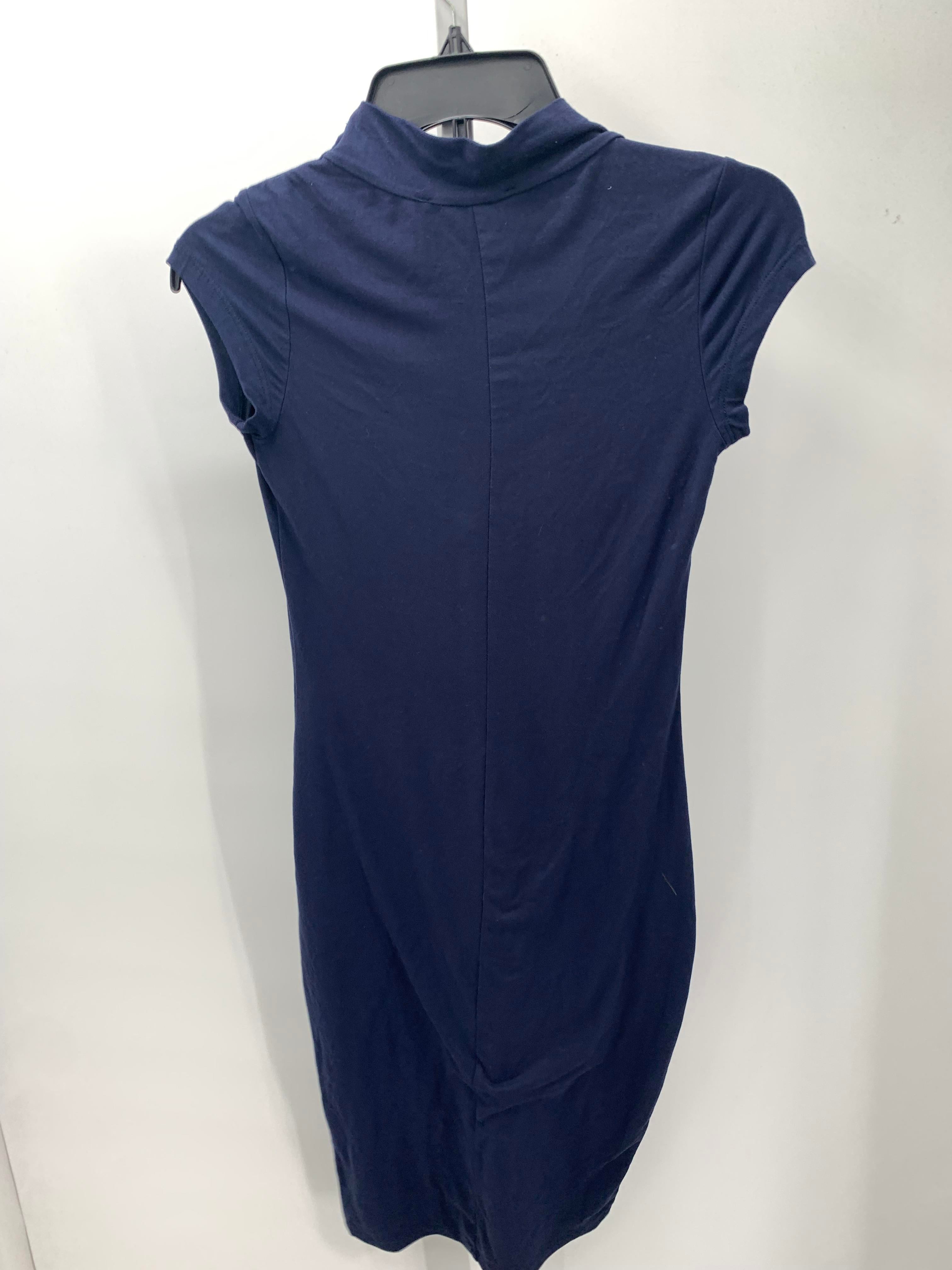 Size Small Juniors Short Sleeve Dress