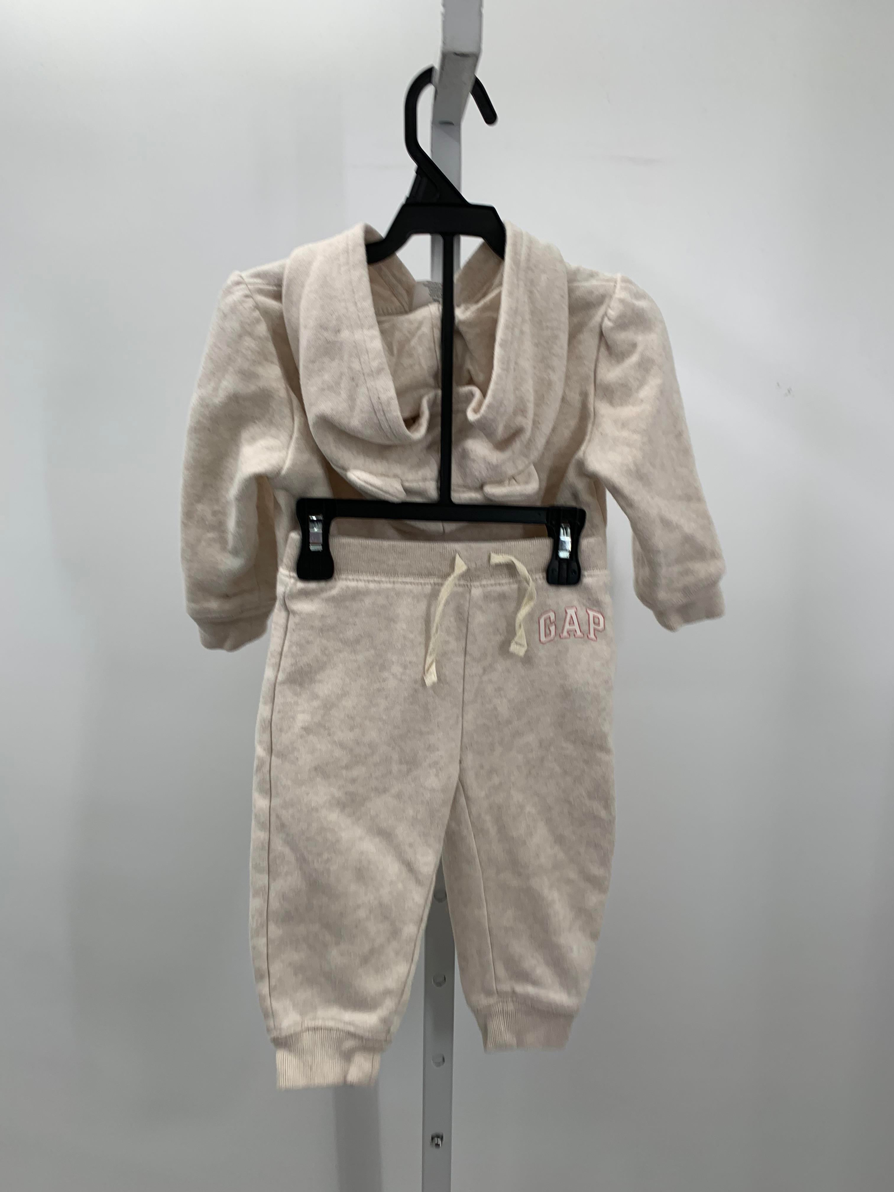 Baby Gap Size 12-18 Months Girls 2 Pieces