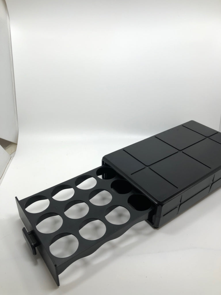EVERIE 12CUP BLACK PLASTIC KCUP HOLDER.