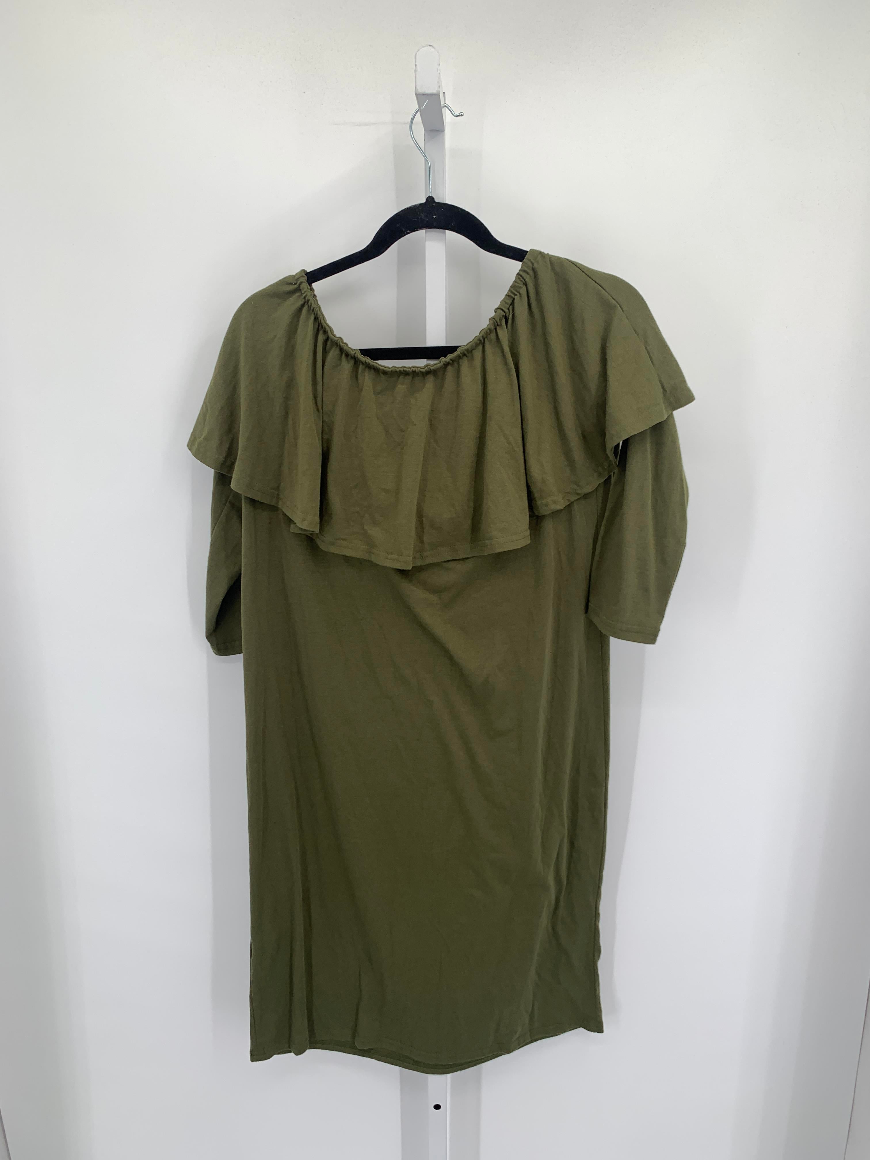 Size Large Misses Short Sleeve Dress