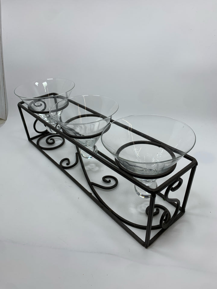 BROWN METAL SCROLL CANDLE CENTERPIECE W/3 GLASS HOLDERS.