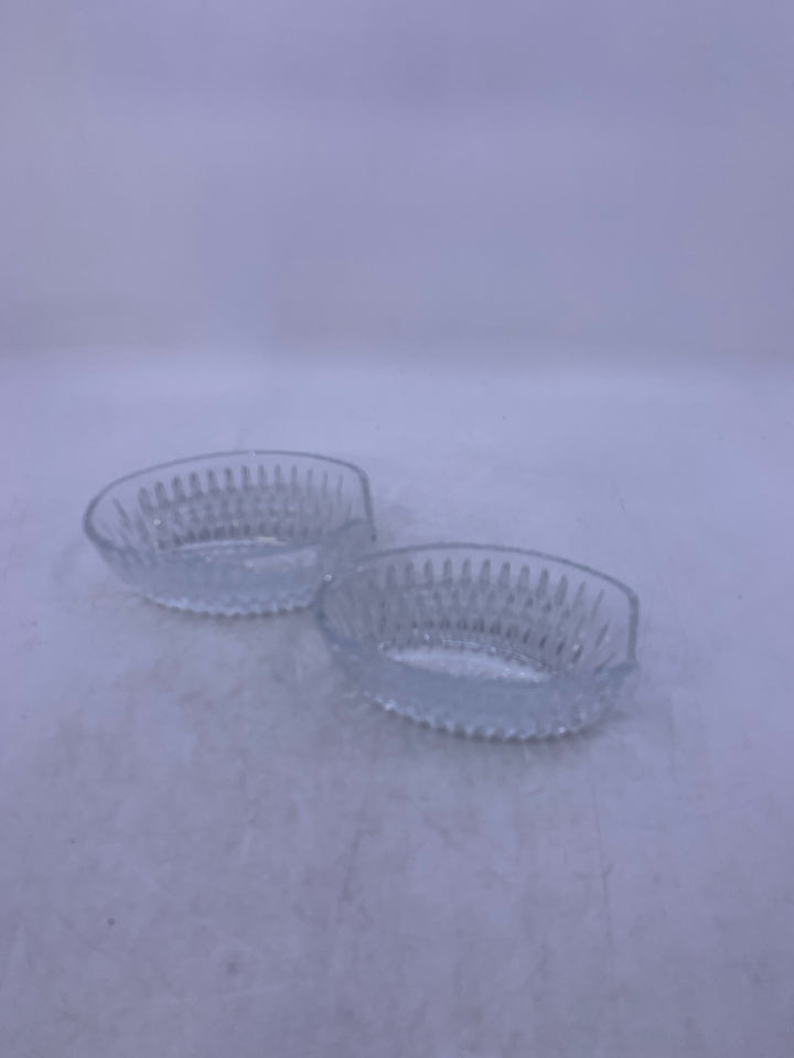 2 VTG CLEAR RIBBED GLASS OVAL UTENSIL RESTS.