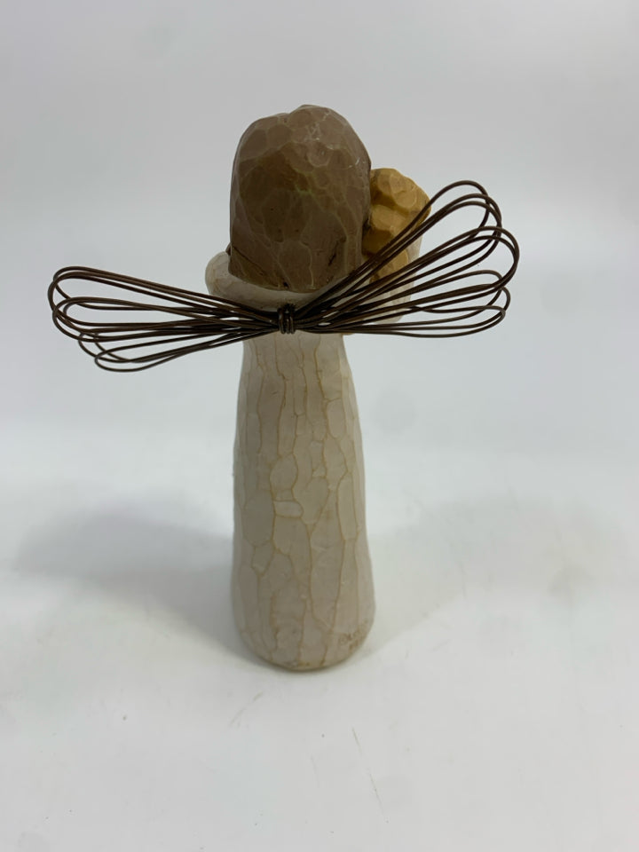 ANGEL OF FRIENDSHIP WILLOW TREE FIGURE W/DOG.