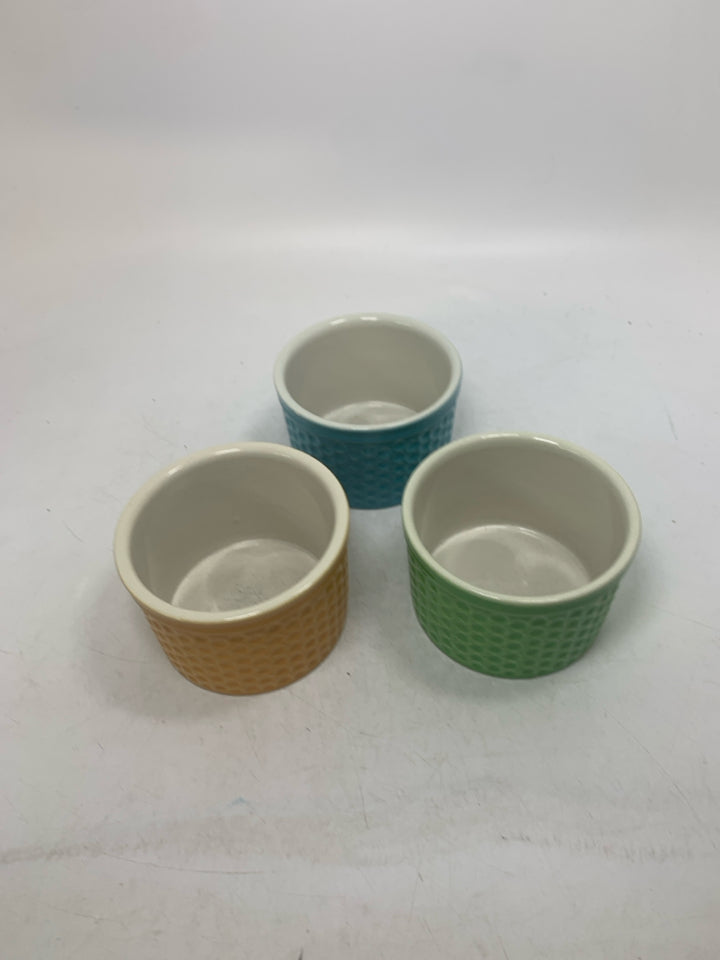 3 RANKIN BOWLS CIRCLE INDENT DESIGN, 2.
