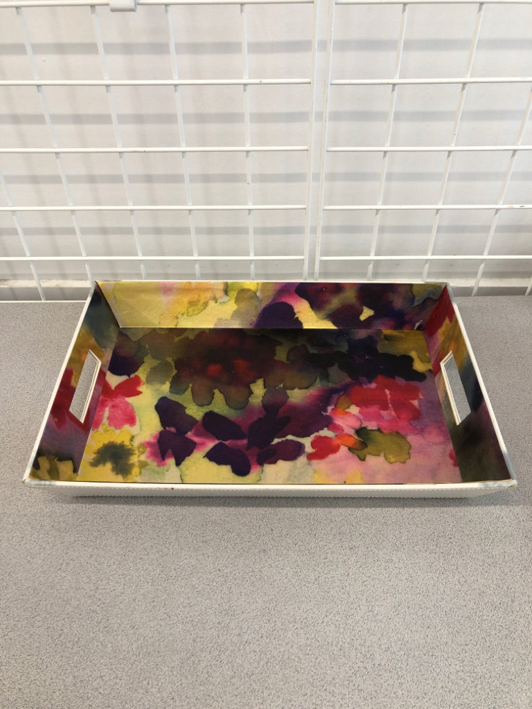 COLORFUL FLORAL FAUX-LEATHER TRAY.