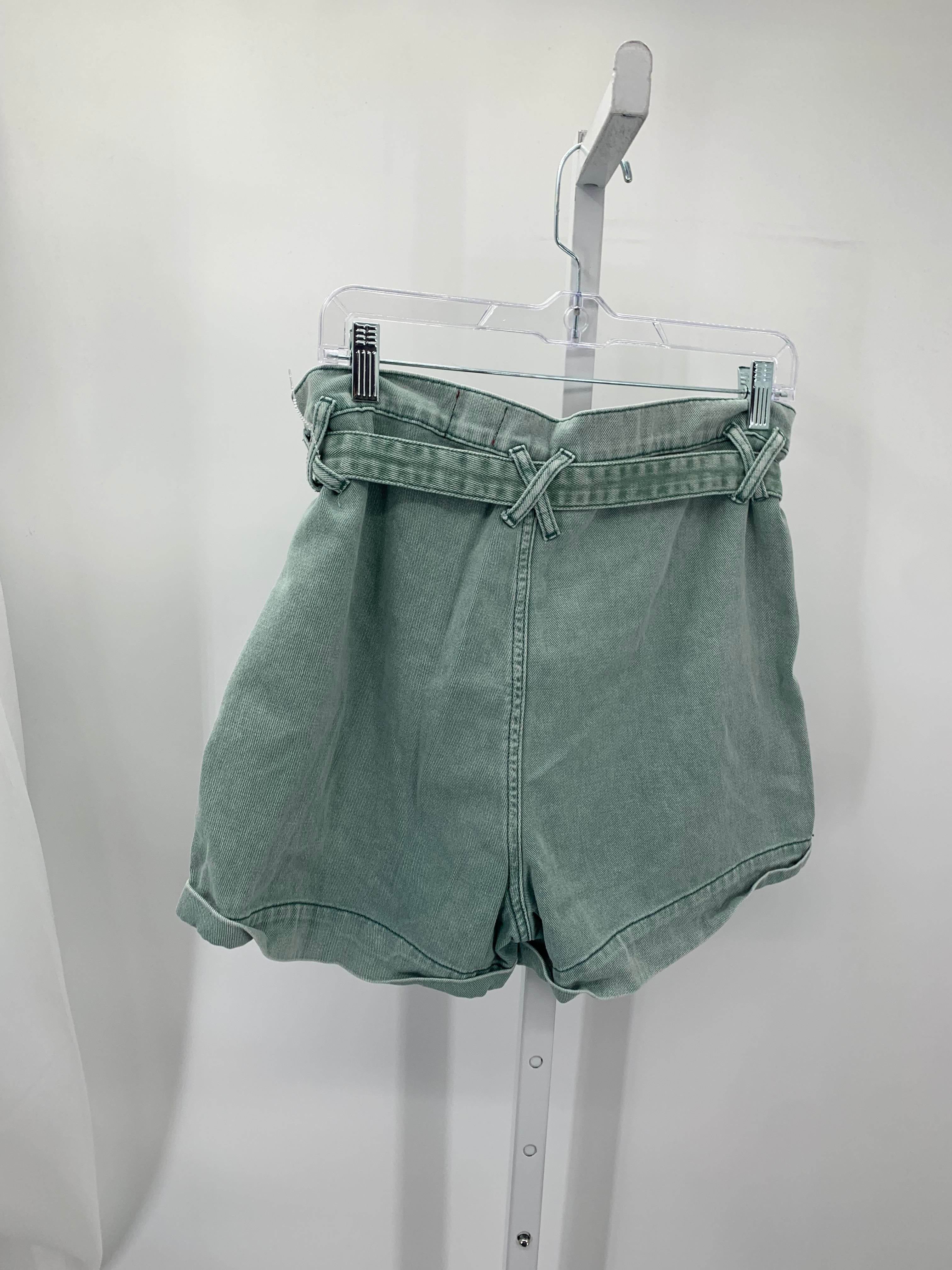 BDG Size 6 Misses Shorts