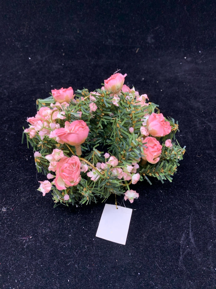 MINI PINK ROSES CHRISTMAS WREATH/CANDLE WRAP.